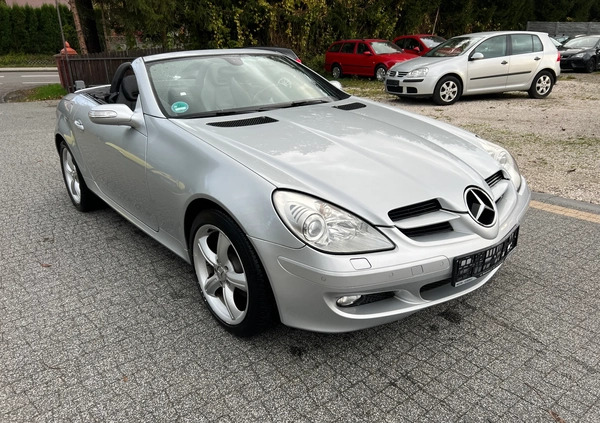 Mercedes-Benz SLK cena 33900 przebieg: 251401, rok produkcji 2005 z Bartoszyce małe 121